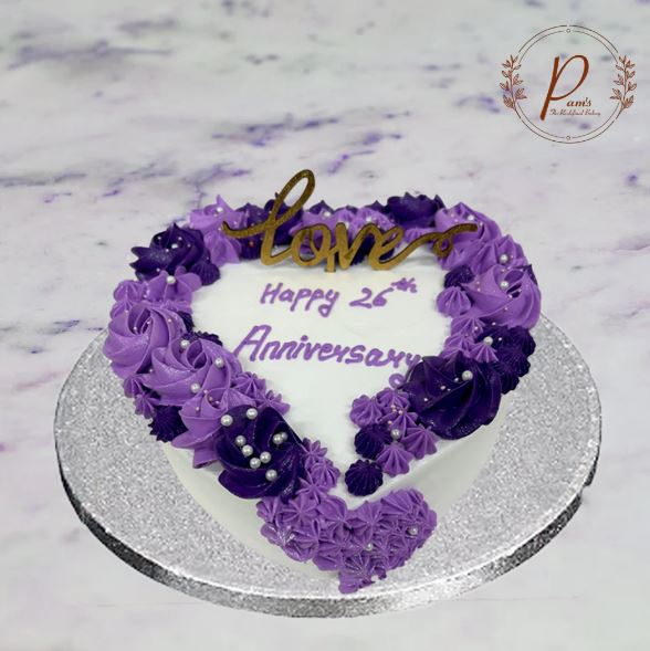 10 Unique Designs for a Heart-Shaped Cake for Anniversary Celebrations